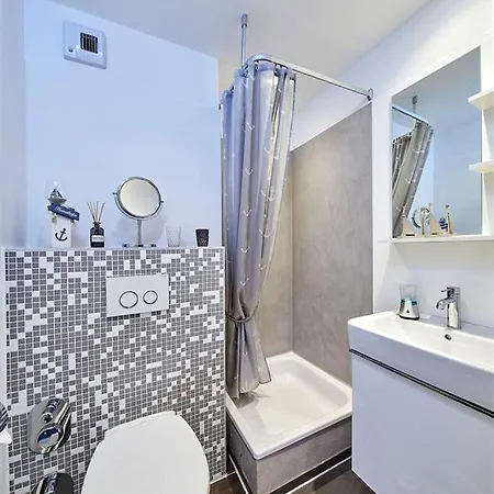 Appartement - Haus L, App 0l0112 *